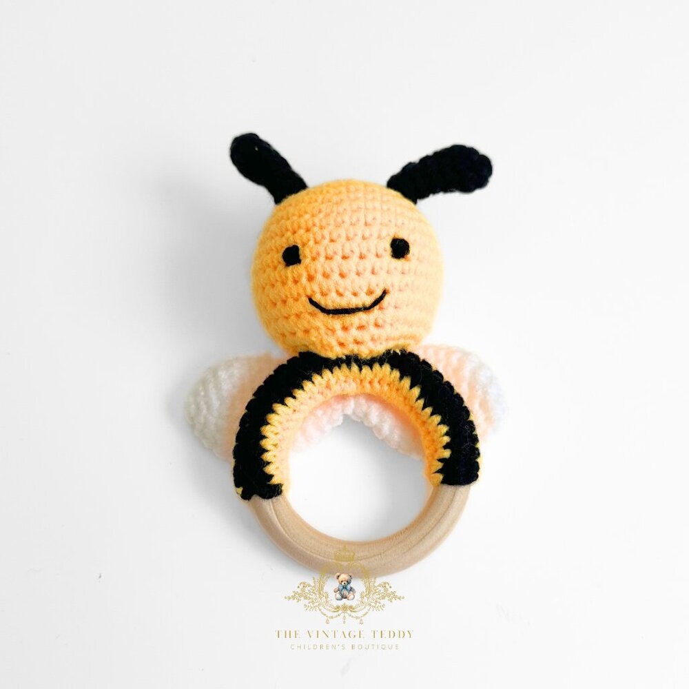 NWT Cute Handmade Crochet Bumble Bee Baby Rattle Baby &Toddler Wooden Plush Toys